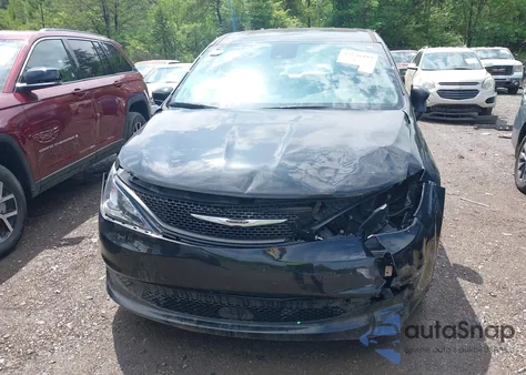 2022 Chrysler Voyager Lx из США, поврежденный, VIN 2C4RC1CG9NR126478